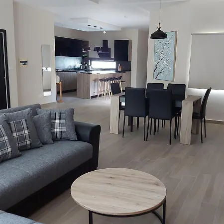 Gozo Penthouse *